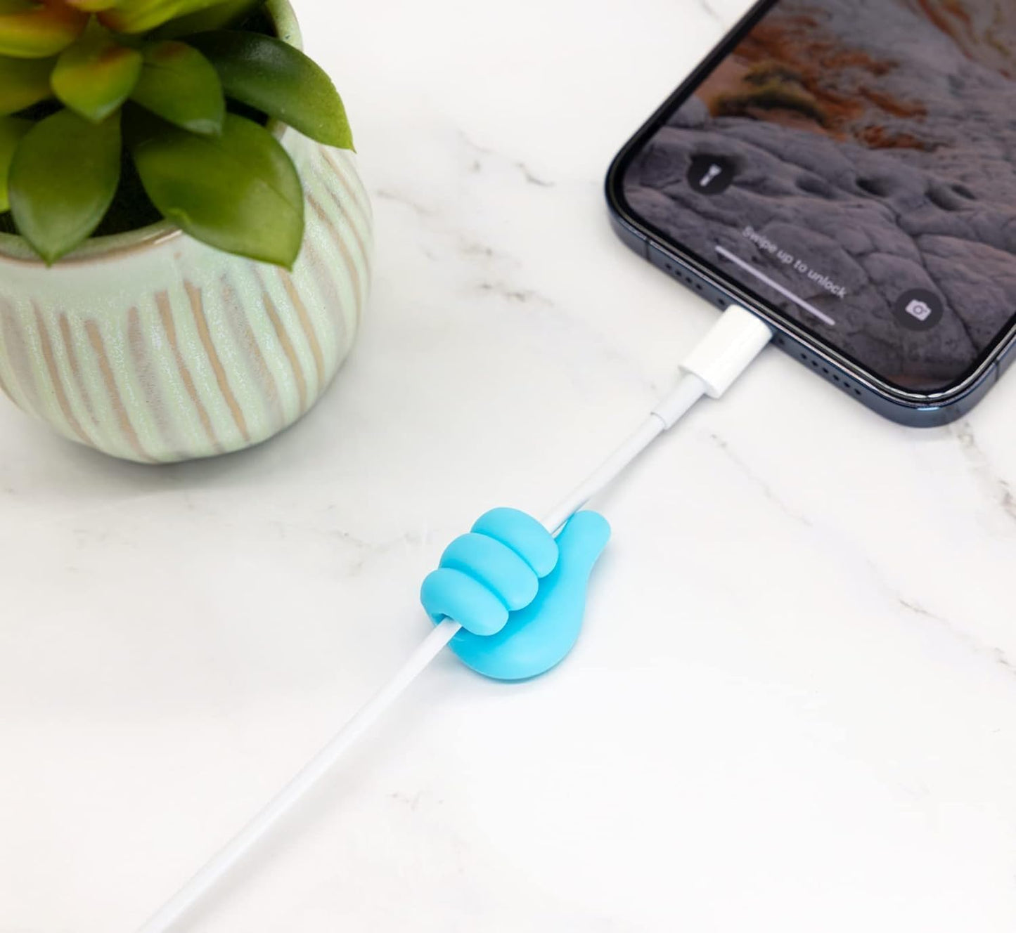 6 Piece Thumb Cable Holder